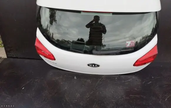 KIA Ceed Tailgate/trunk/boot lid
