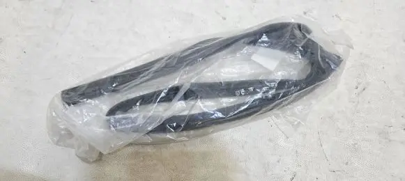 MG MG5 II Front door rubber seal 10243669