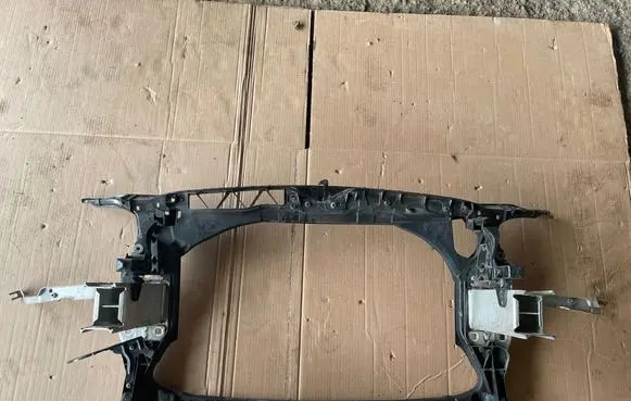 Audi A6 C7 Radiator support slam panel bracket 