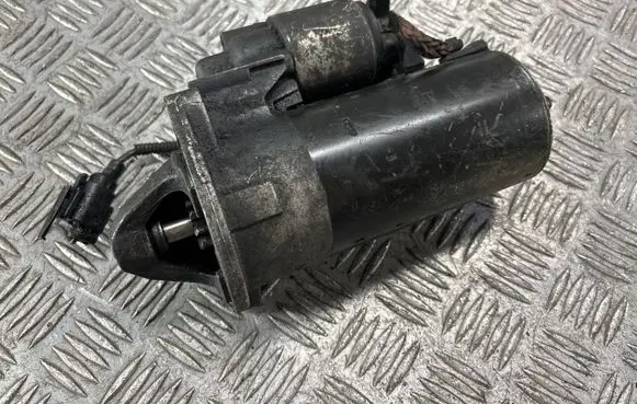 Ford Focus Starter motor 0001109341