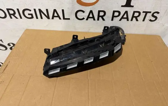 Peugeot 308 Headlight/headlamp 9835389580