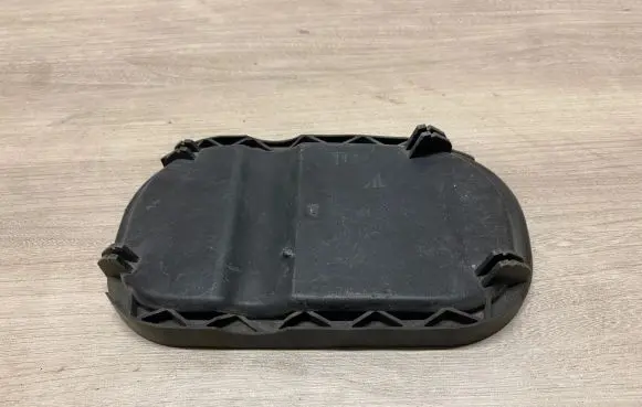 Volvo V50 Headlight/headlamp dust cover 1305239243