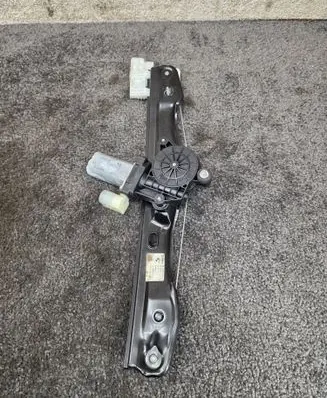 BMW 1 F20 F21 Rear door window regulator with motor 7242555 5000087