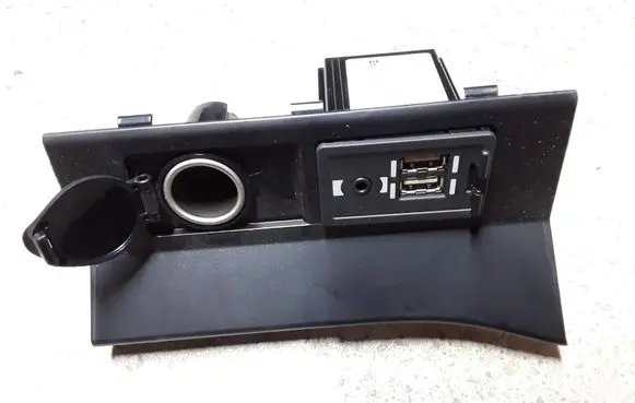 Lexus RX 450H USB control unit 8619078010 5893248030