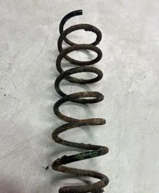 Audi A4 S4 B5 8D Rear coil spring 