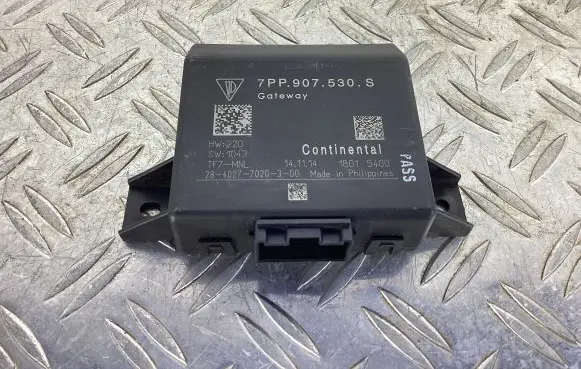 Porsche 911 991 Gateway control module 7PP907530S