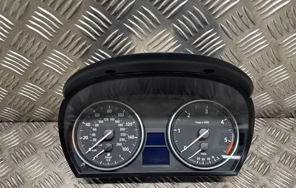 BMW X1 E84 Speedometer (instrument cluster) 9242373 712141462 14369510