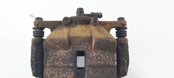 Suzuki Kizashi Front brake caliper 