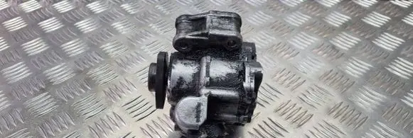 Mercedes-Benz C W203 Power steering pump