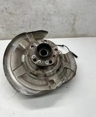 BMW 5 F10 F11 Rear wheel hub spindle/knuckle 6793769