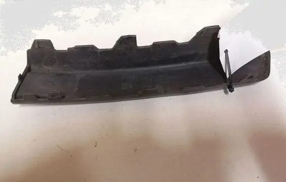 Volkswagen PASSAT B6 Front bumper splitter molding 3C0807646A