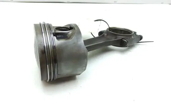 Jaguar XJS Piston with connecting rod EAC1868 EBC1289