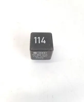 Audi A4 S4 B5 8D Other relay 701959141A
