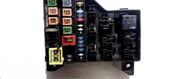 Volvo S40, V40 Fuse box set