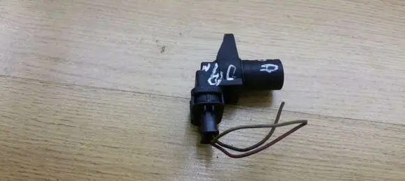Camshaft position sensor