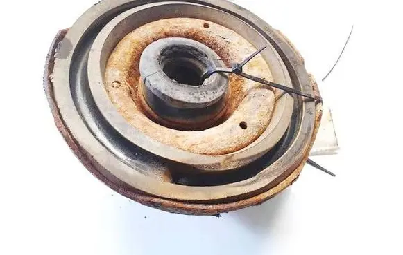 Nissan Almera Tino Coil spring mount 
