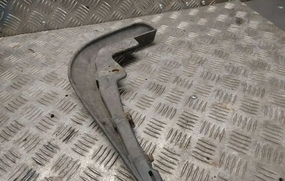 Mercedes-Benz S W220 Front mudguard 
