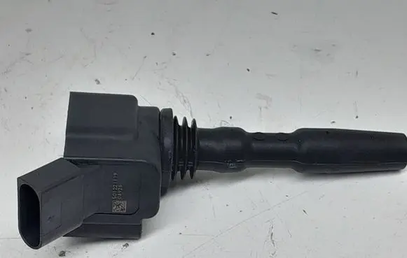 Cupra Formentor High voltage ignition coil 04E905110M