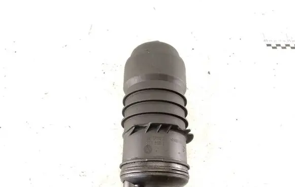 Audi Q7 4L Oil filter mounting bracket 8558686 0E682