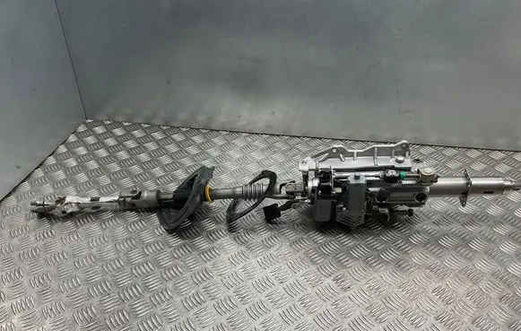 Maserati Ghibli Steering wheel axle set 06700317590