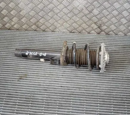 BMW 1 F20 F21 Front shock absorber/damper 68809446881930