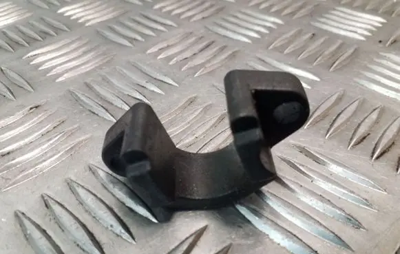 Fuel Injector clamp holder