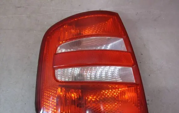 Skoda Fabia Mk1 (6Y) Rear/tail lights 6Y9945095B 6Y9945111B