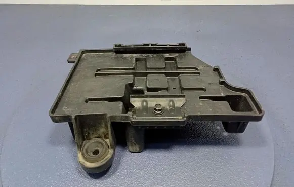 Hyundai ix35 Battery box tray 371502Y000