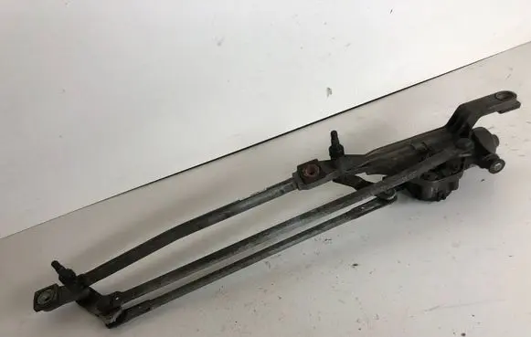 Ford Focus Front wiper linkage and motor 0390241731 4M5117508AA