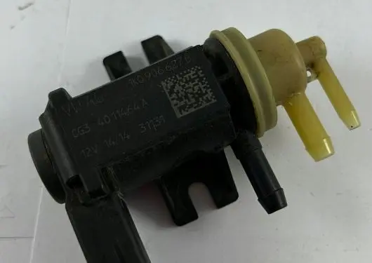 Audi A3 S3 8V Vacuum valve 1K0906627B 04B131051H