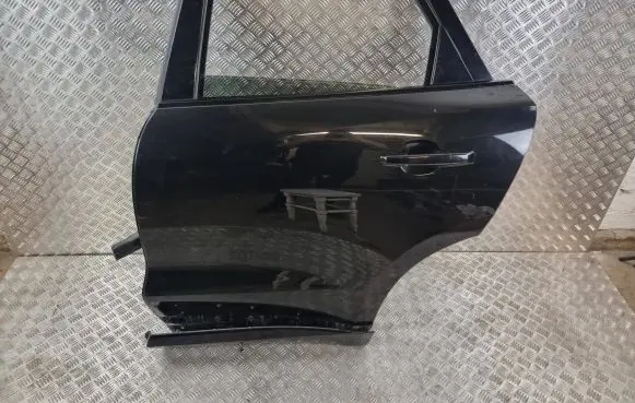 Jaguar F-Pace Rear door