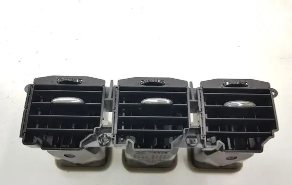 Mazda CX-7 Dash center air vent grill EH4464930 EH6664930