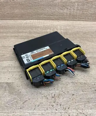 Ford Mondeo Mk III Comfort/convenience module 3S7T15K600SB 5WK48751C T83SA