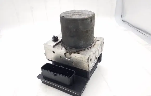 Audi A4 S4 B8 8K ABS Pump 8K0907379AB