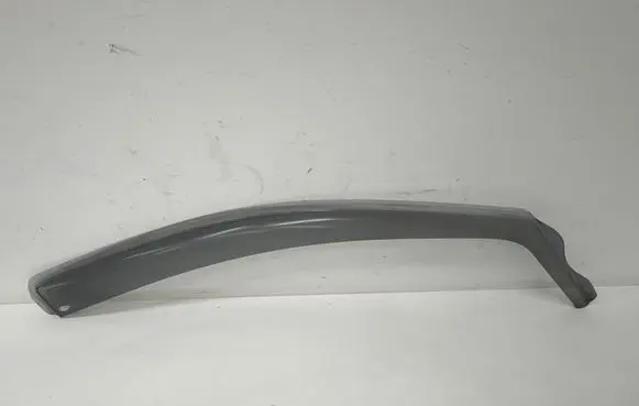 Ford Focus Windshield trim KBA90386