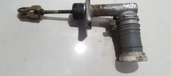 Mitsubishi Carisma Clutch master cylinder
