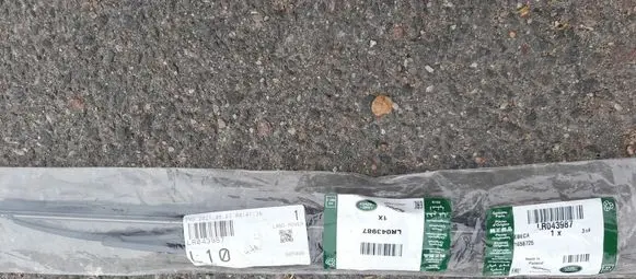 Land Rover Range Rover Sport L494 Rear wiper blade LR043987