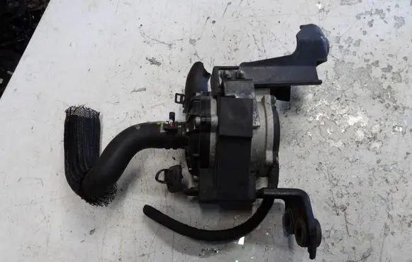 Renault Megane E-Tech Water pump 215815MP1A 202105260014