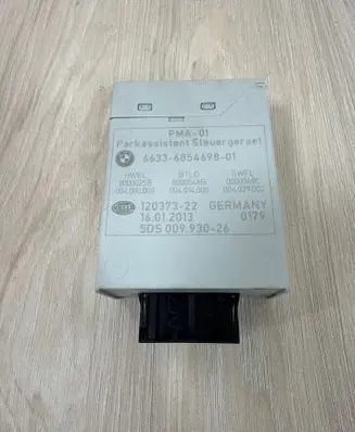 BMW 5 F10 F11 Parking PDC control unit/module 6854698 5DS00993026 0000025B