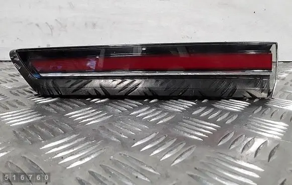 Opel Mokka B Tailgate rear/tail lights 9833944580
