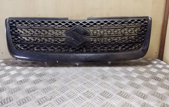 Suzuki Grand Vitara II Front bumper upper radiator grill 7174277K0 7174365J0 717477K0