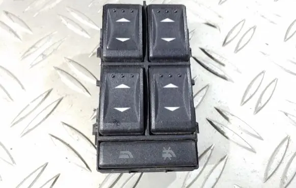 Ford Mondeo Mk III Electric window control switch 1S7T14A132BE 03163452