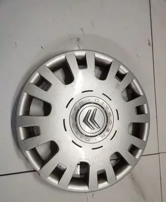 Citroen C4 I R15 wheel hub/cap/trim 9650011880