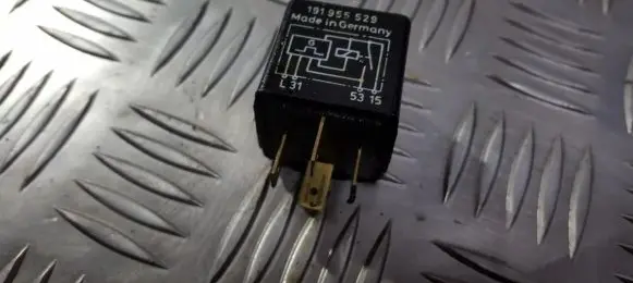 Volkswagen Jetta II Other relay 191955529 005719-00