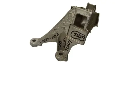 BMW 5 G30 G31 G38 Engine mounting bracket 6861564