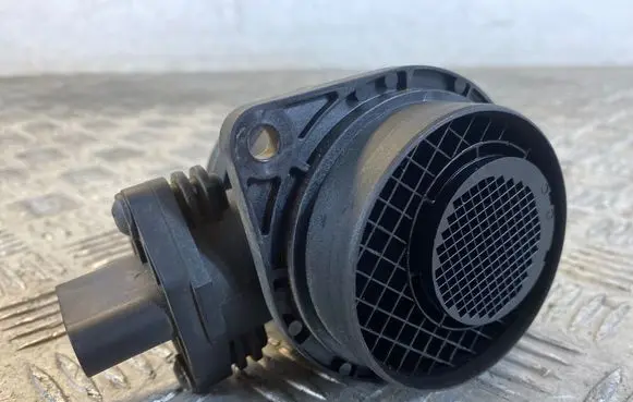 Volkswagen Golf Plus Mass air flow meter 0281002531 038906461B
