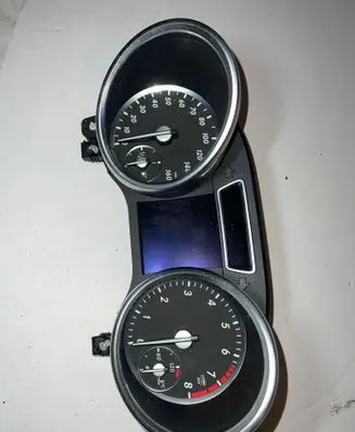 Mercedes-Benz GL X166 Speedometer (instrument cluster) 0263683304 A169007813