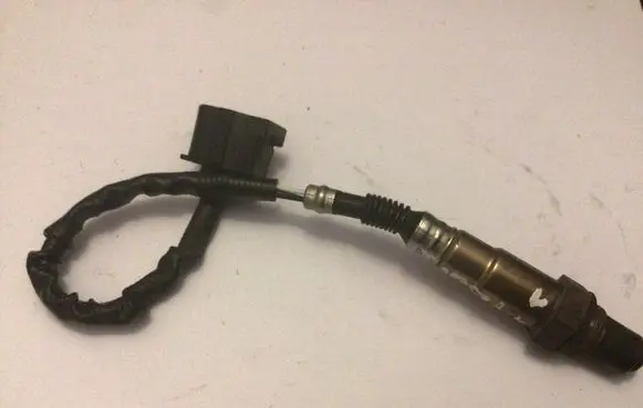 Mercedes-Benz A W169 Lambda probe sensor 0045420718 0258006749 0258006750