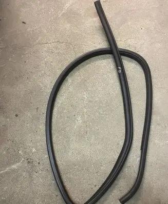 Lexus CT 200H Front door rubber seal