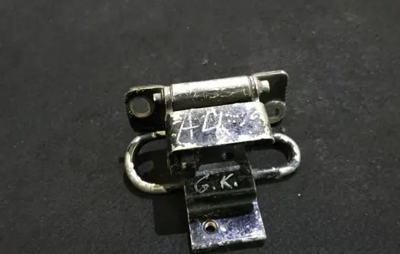 Audi A4 S4 B5 8D Rear door lower hinge